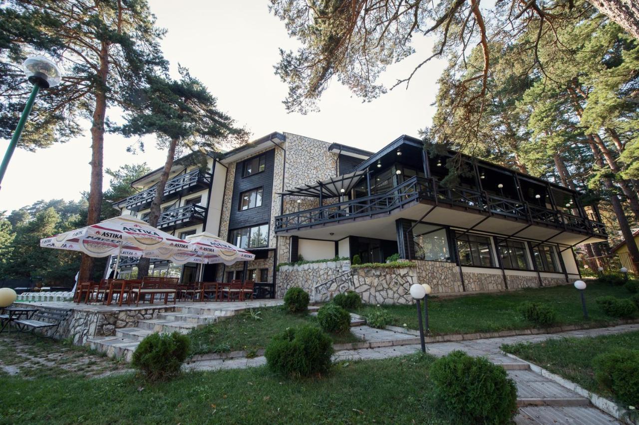 Family Hotel Hebar Batak ภายนอก รูปภาพ