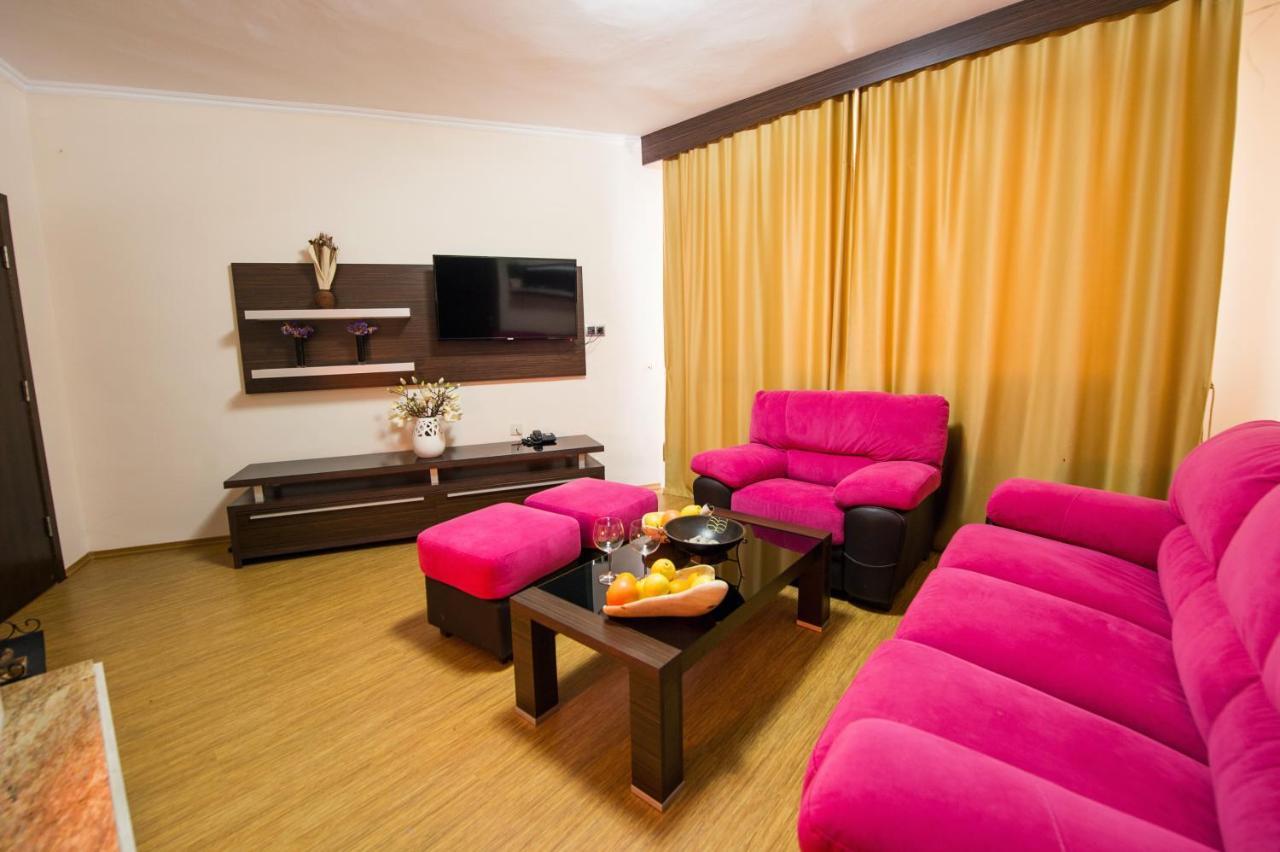 Family Hotel Hebar Batak ภายนอก รูปภาพ